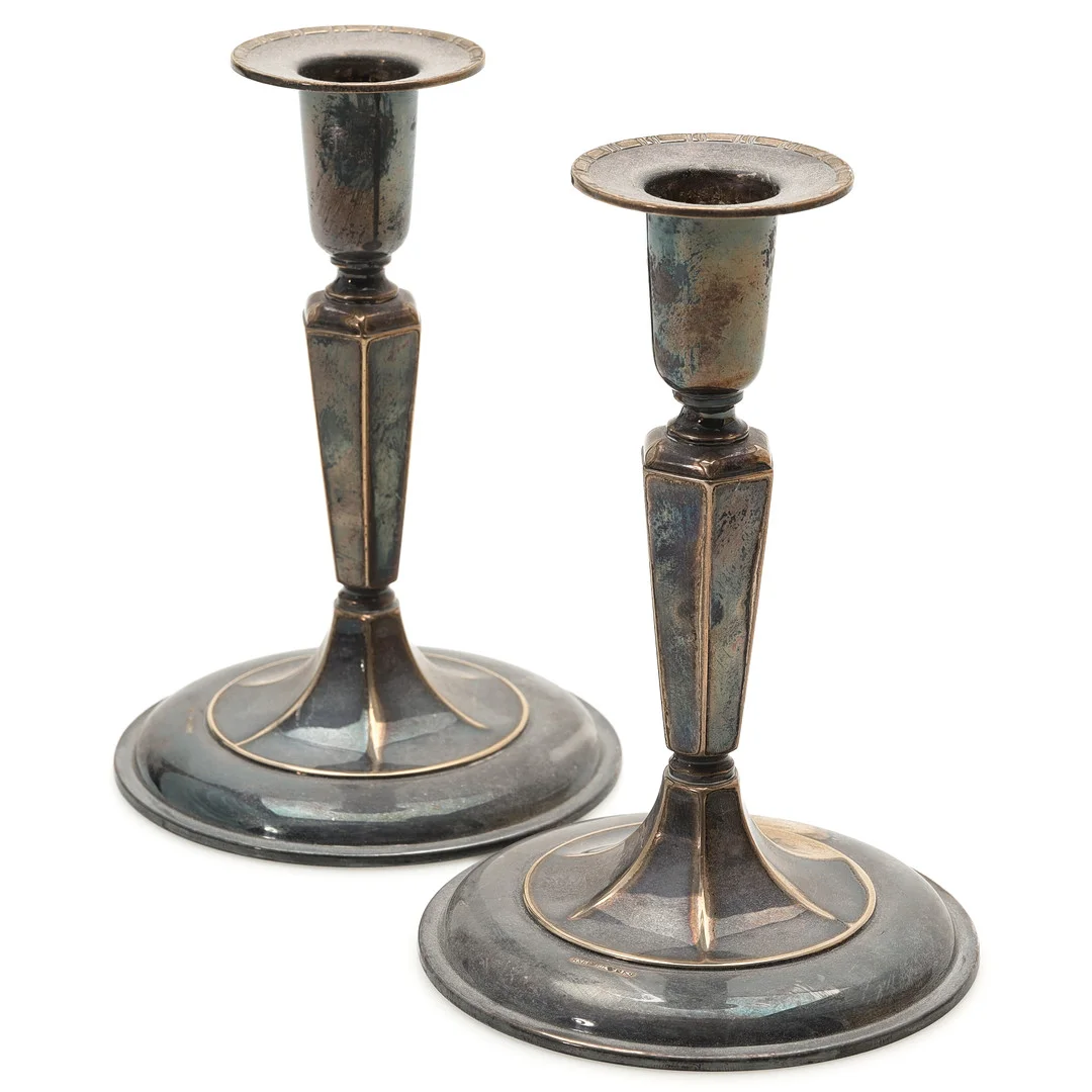 LJUSSTAKAR, ett par, silver, Ceson, Göteborg 1956. — Candlesticks — Auktionsmagasinet Vänersborg
