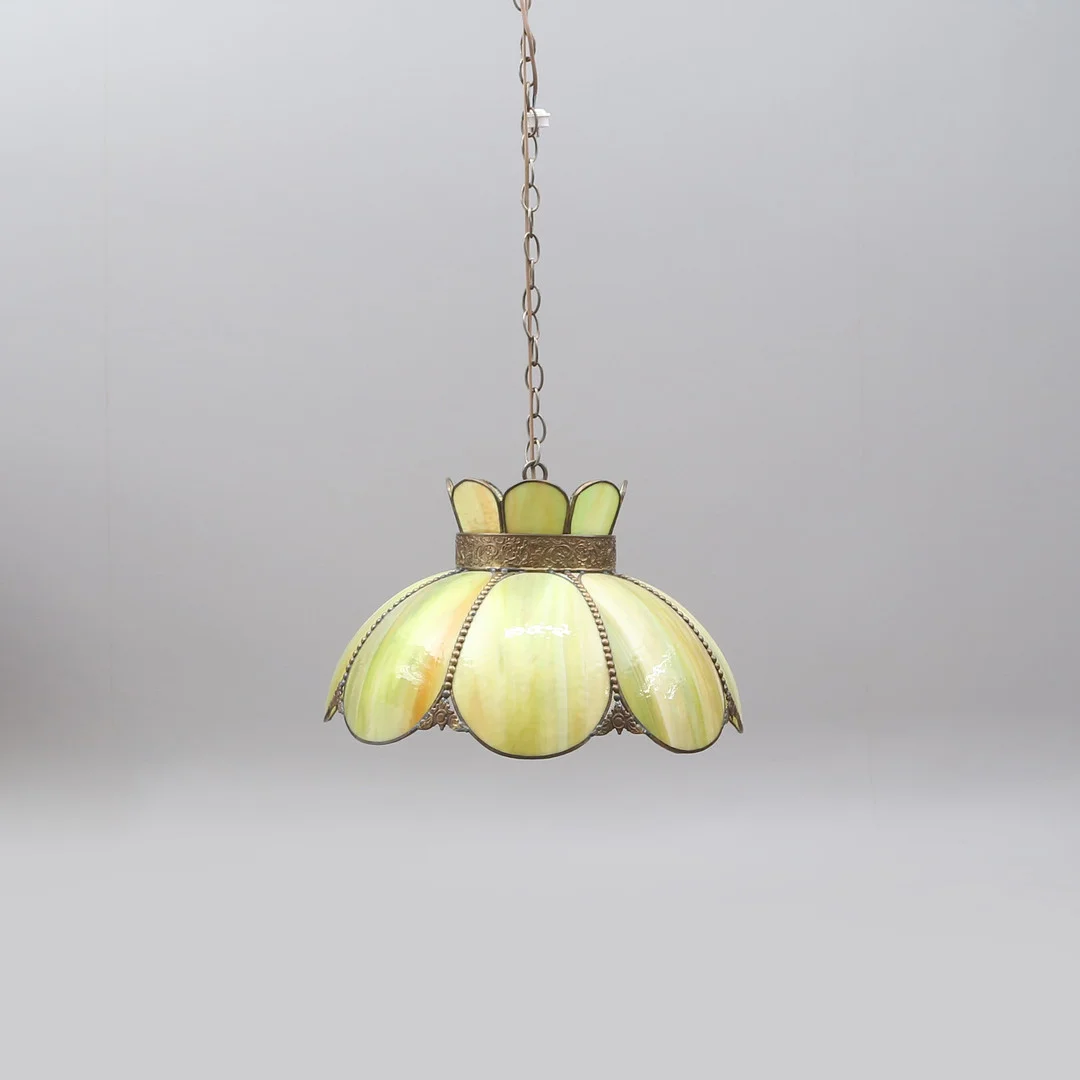 TAKLAMPA, metall/med lameller. — Ceiling lights — Kalmar Auktionsverk