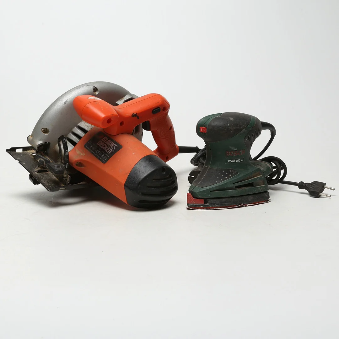 CIRKELSÅG och SLIPMASKIN. — Modern Tools — Kalmar Auktionsverk