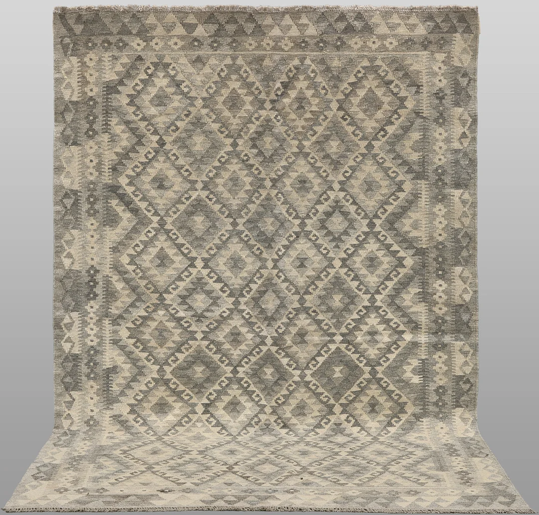 ORIENTMATTA. Kelim naturfärgad, 242 x 162 cm. — Oriental Carpets & Textiles — Gomér & Andersson Linköping