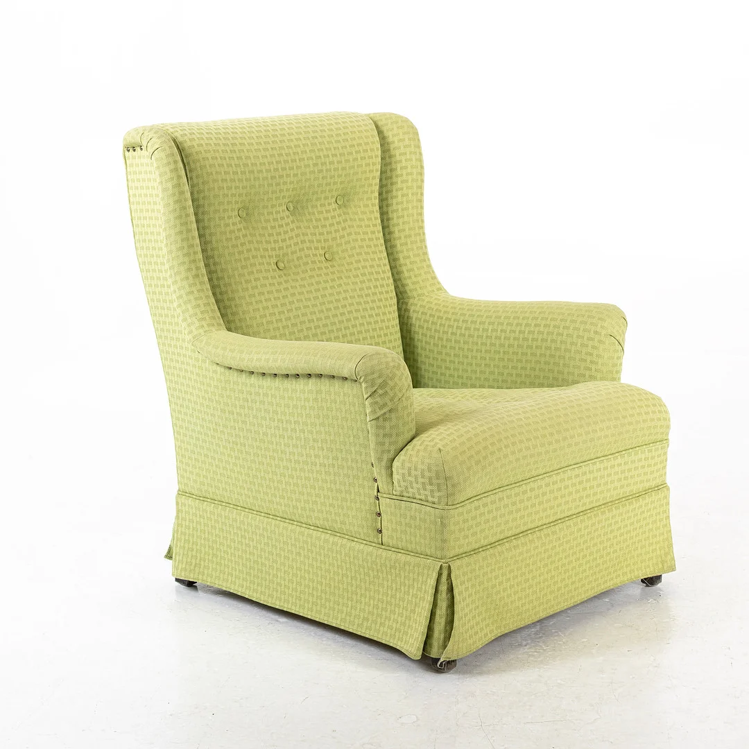 ÖRONLAPPSFÅTÖLJ, 1900-talets andra hälft. — Armchairs & Chairs — Handelslagret Auktionsservice
