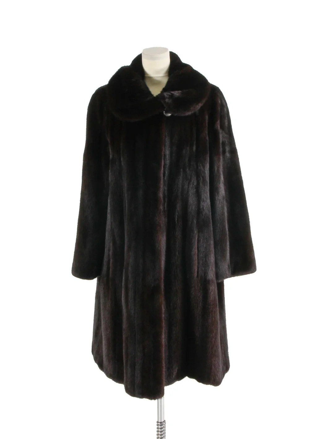 Kirsten Stampe. Mink coat, Saga Royal — Clothing, shoes and accessories/Furs, leather jackets — Lauritz