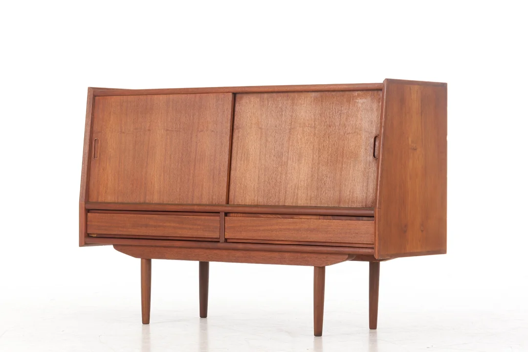 Danish furniture manufacturer. Teak sideboard, 1960s — Furniture/Cabinets, chests of drawers — Lauritz