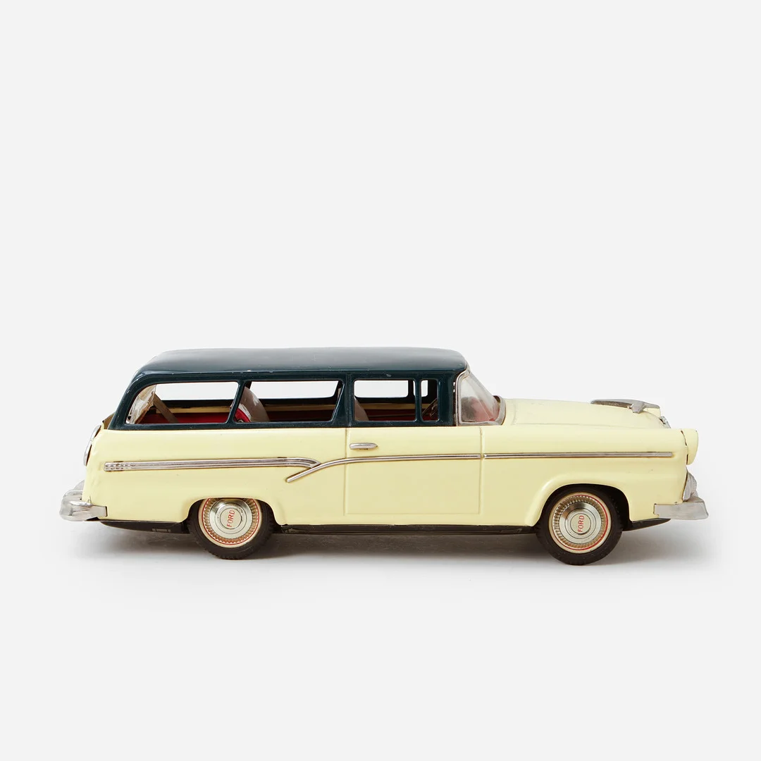 PLÅTBIL, "Ford", Bandai, Japan. — Toys — Göteborgs Auktionsverk