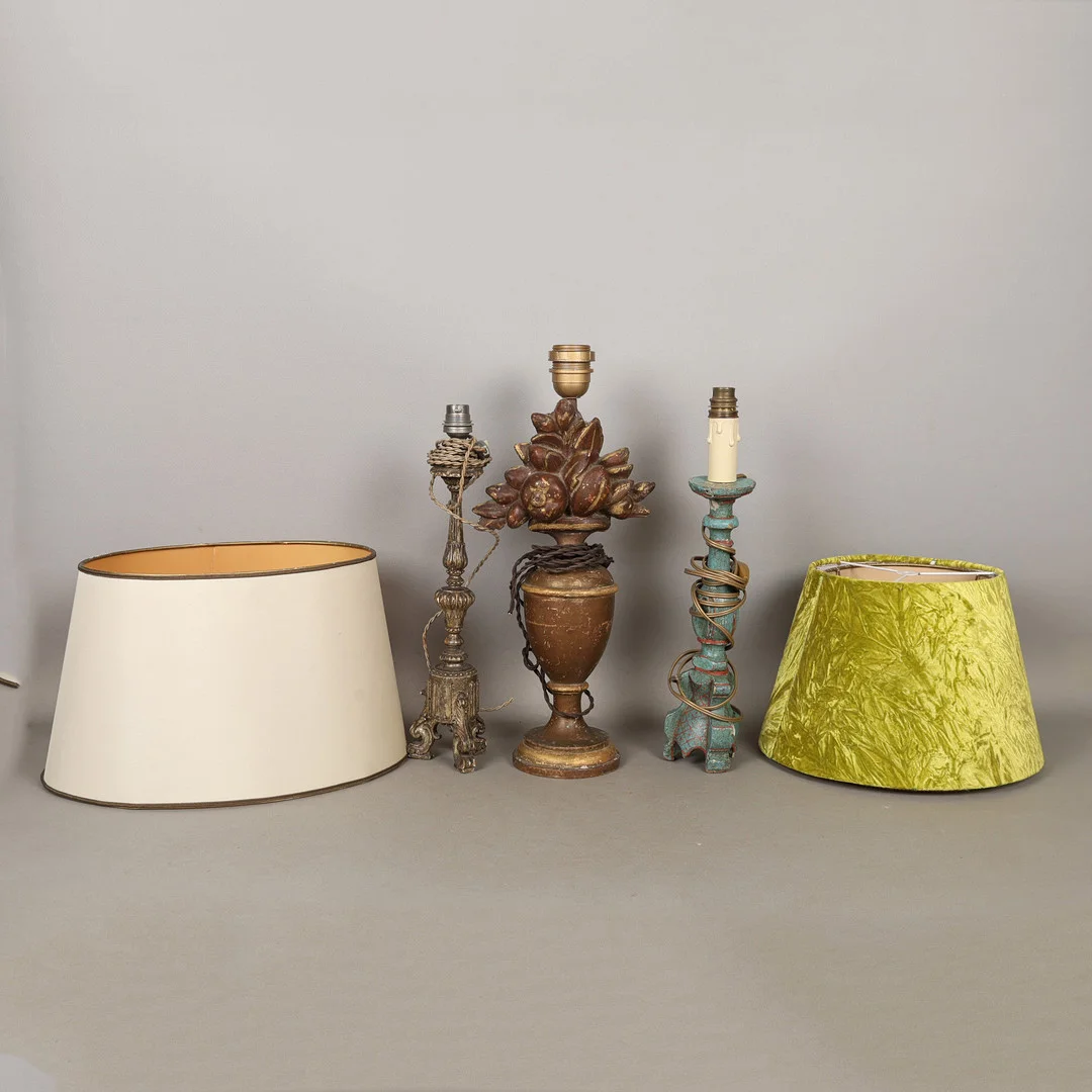 TWO GILT GESSO LAMPS TOGETHER WITH A TURQUOISE PAINTED LAMP (3). — Table Lamps — Bishop & Miller
