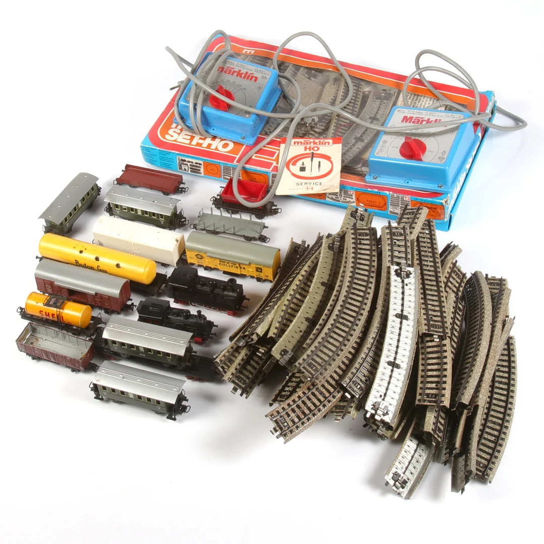 MÄRKLIN, Lok, vagnar, räls, skala H0, växelström, Tyskland. — Model railways — Stadsauktion Sundsvall