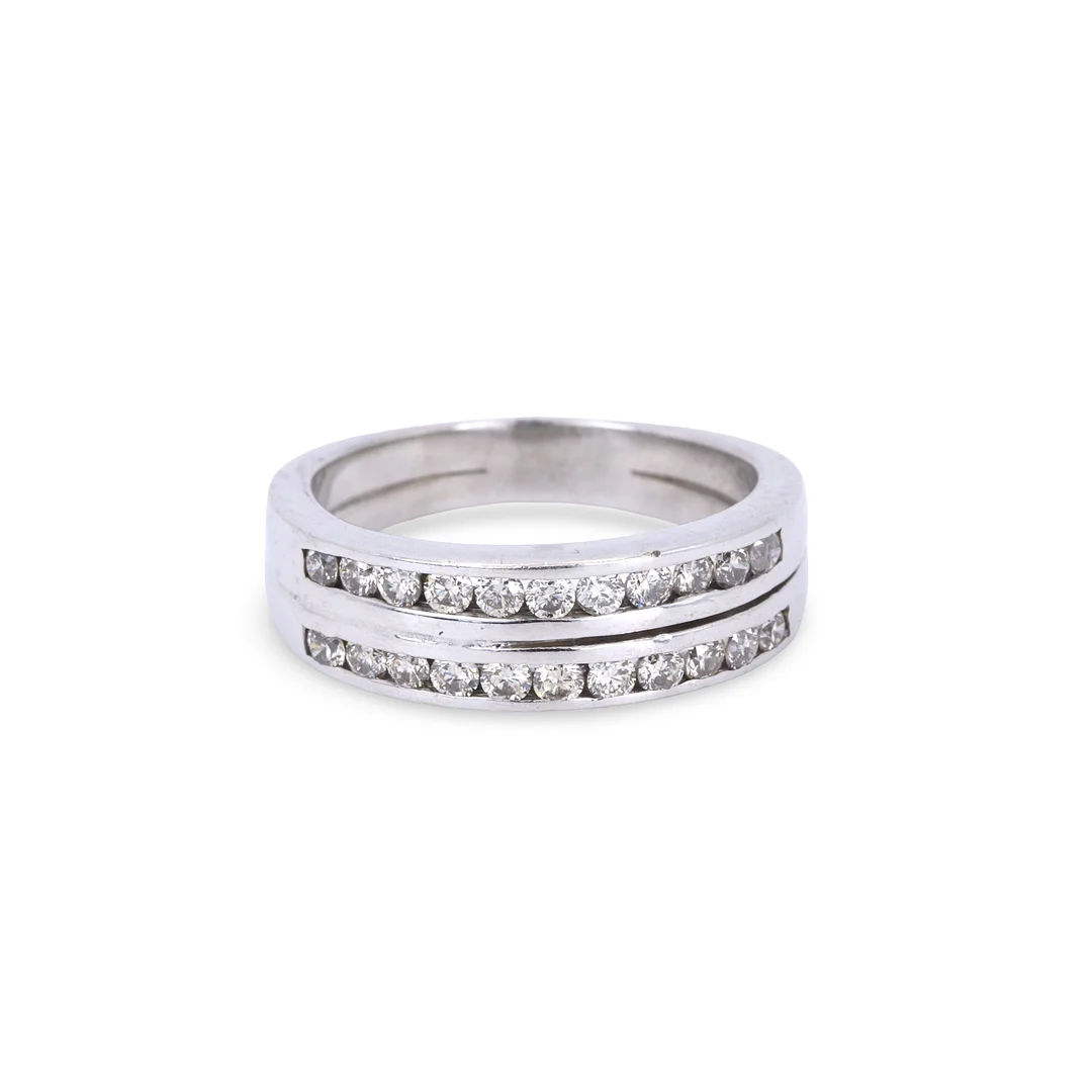 9CT DIAMOND SET RING. — Rings — Chalkwell Auctions