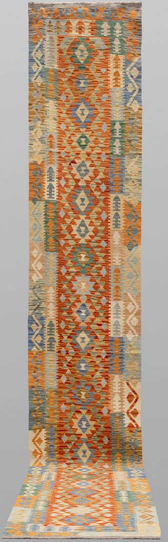 ORIENTMATTA. Kelim klassisk design, gallerimodell, 494 x 77 cm. — Carpets — Gomér & Andersson Norrköping