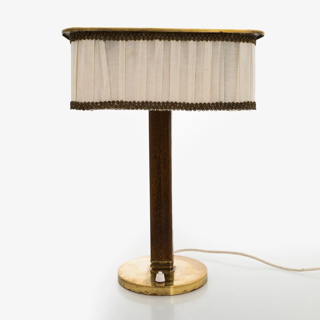 Paavo Tynell, bordslampa, modell 5066, Taito Oy, 1900-talets mitt. — Design/Belysning — Bukowskis