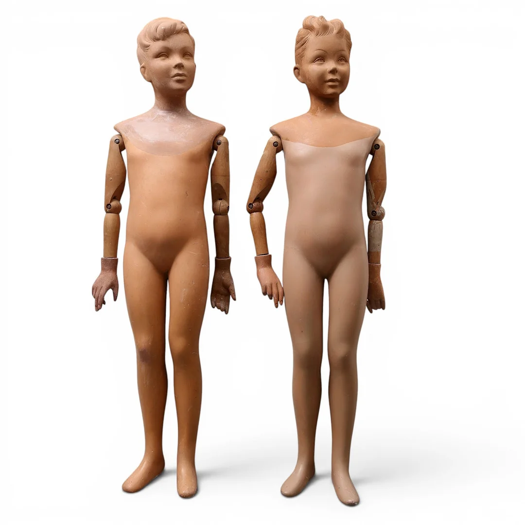 Two Barcelona mannequins in painted stucco and wood, circa 1930. — Vintage & Designer Fashion — Balclis