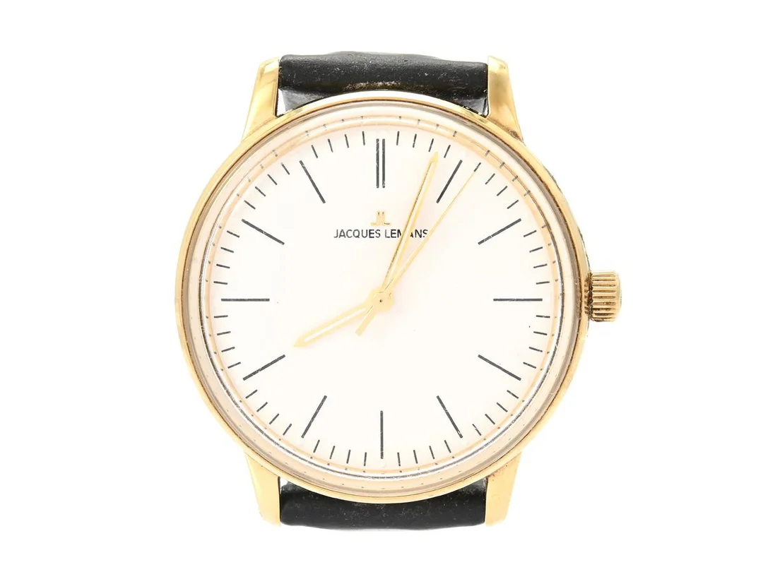 JAQUES LEMANS, herrur, 35,5 mm, Boett nr. N-217, gulmetall, quartz (går ej), mineralglas, läderband, originalspänne, ca 2010. — Klockor/Jacques Lemans — Kaplans