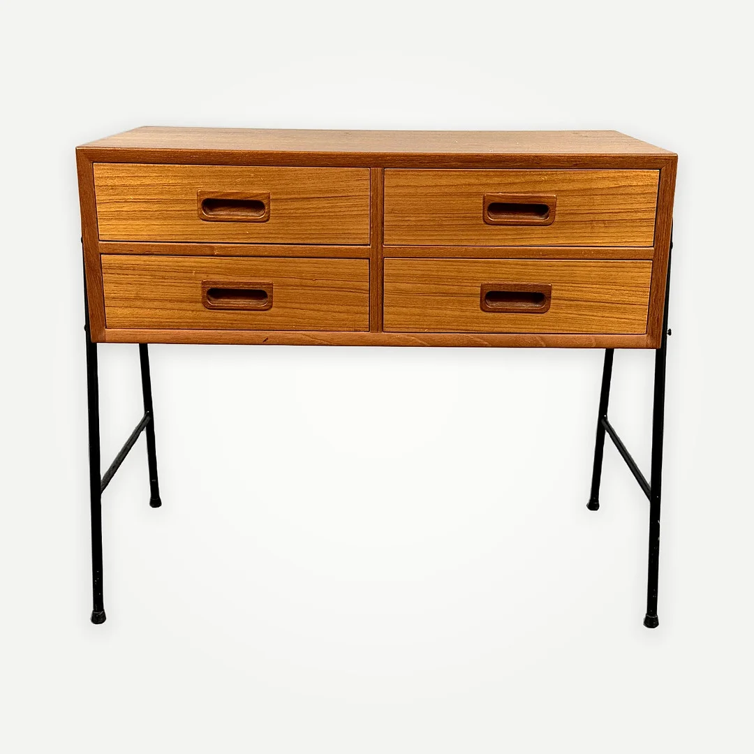 HALLBORD, teak, 1950/60-tal. — Tables — Auktionshuset STO Bohuslän