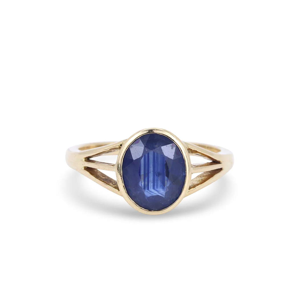 18CT GOLD (3CT) SAPPHIRE RING. — Rings — Chalkwell Auctions
