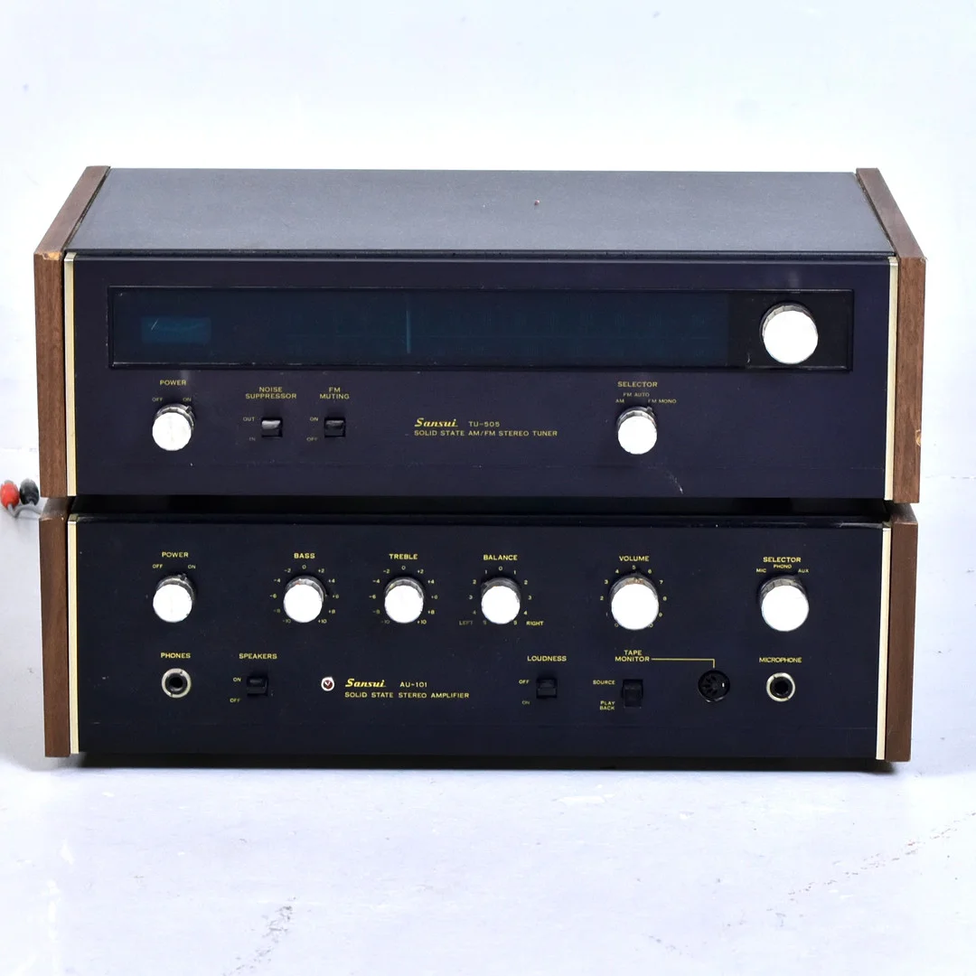 RADIO SAMT FÖRSTÄRKARE, Sansui. — Modern consumer electronics — Halmstads Auktionskammare
