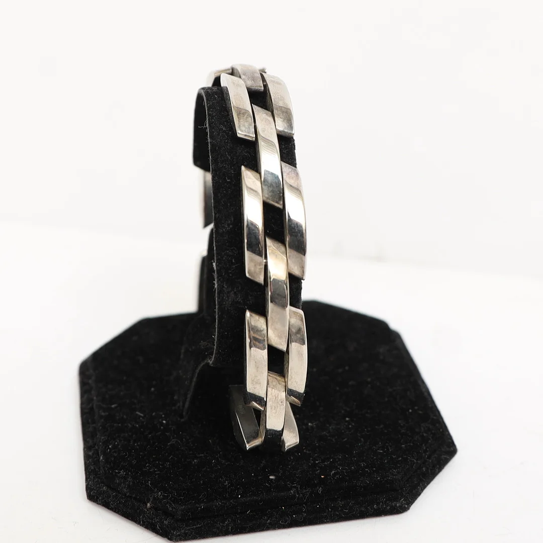 ARMBAND, sterlingsilver, stämplad. — Bracelets — Falun Auktionsbyrå