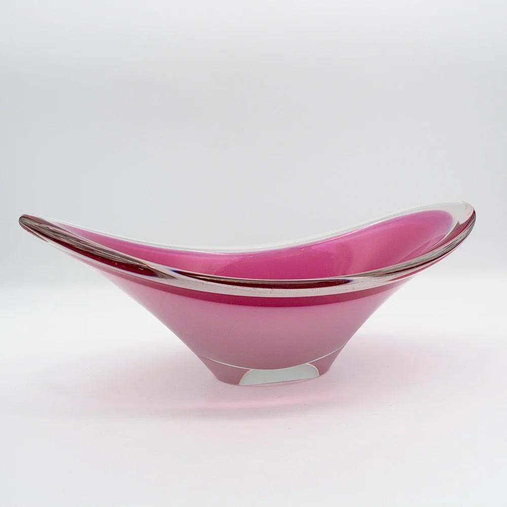PAUL KEDELV. DESIGNER SCHALE COQUILLE VON PAUL KEDELEV FÜR FLYGSVORS/SCHWEDEN UM 1955; SIGNIERT. — Art glass — Kunst- und Auktionshaus Kleinhenz