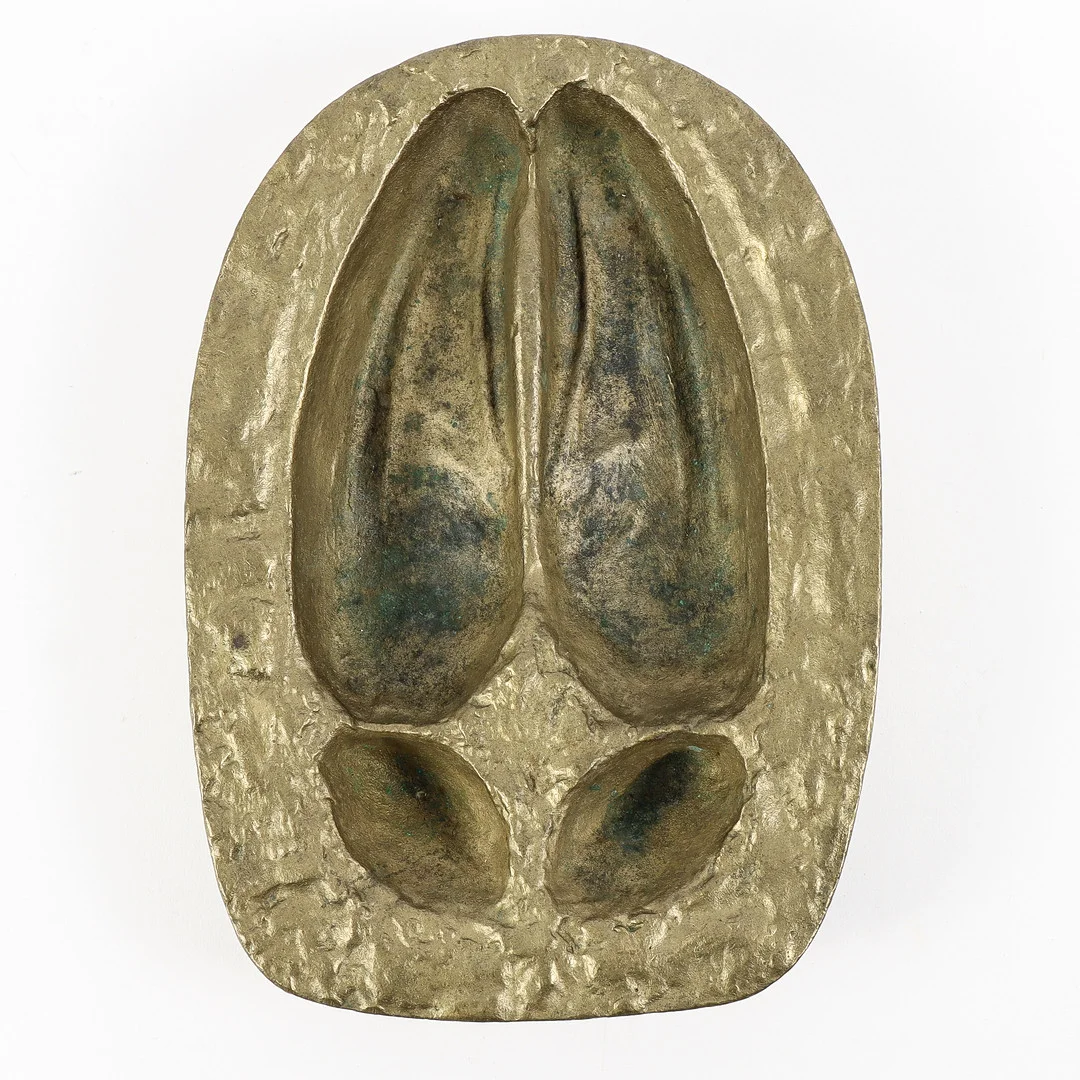 SKÅL Avgjutning av älgklöv, gjuten mässing. — Pewter, Brass & Copper — Karlstad Hammarö Auktionsverk