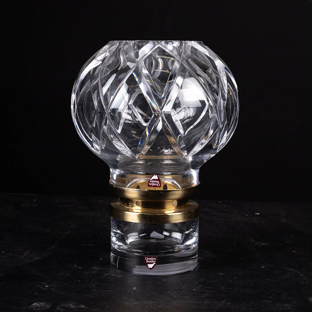 GUNNAR CYRÉN. Ljuslykta, "Sofiero", Orrefors, signerad & numrerad. — Table Lamps — Handelslagret Auktionsservice
