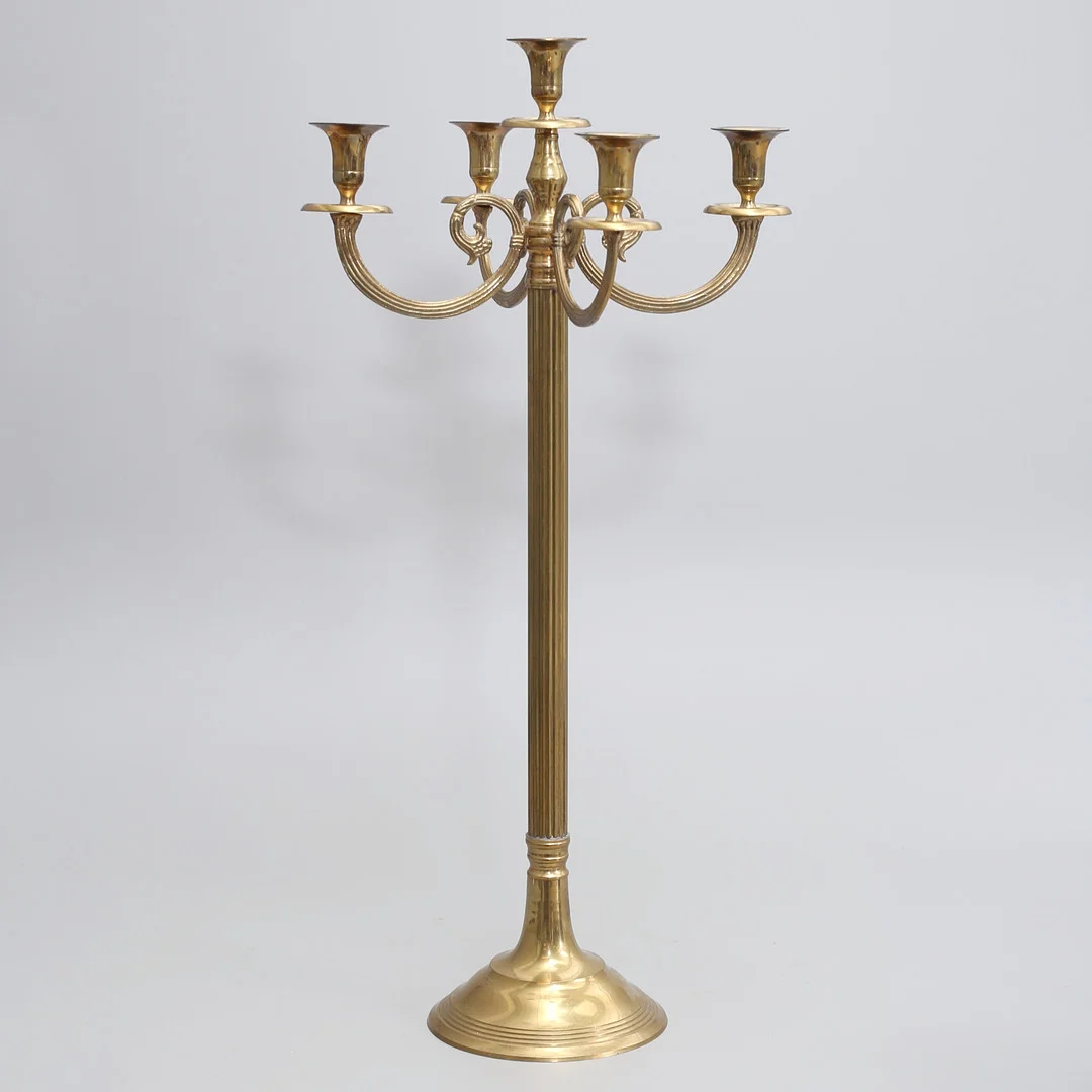 KANDELABER, mässing, 5-armad. — Candlesticks — Auktionshuset Thelin & Johansson