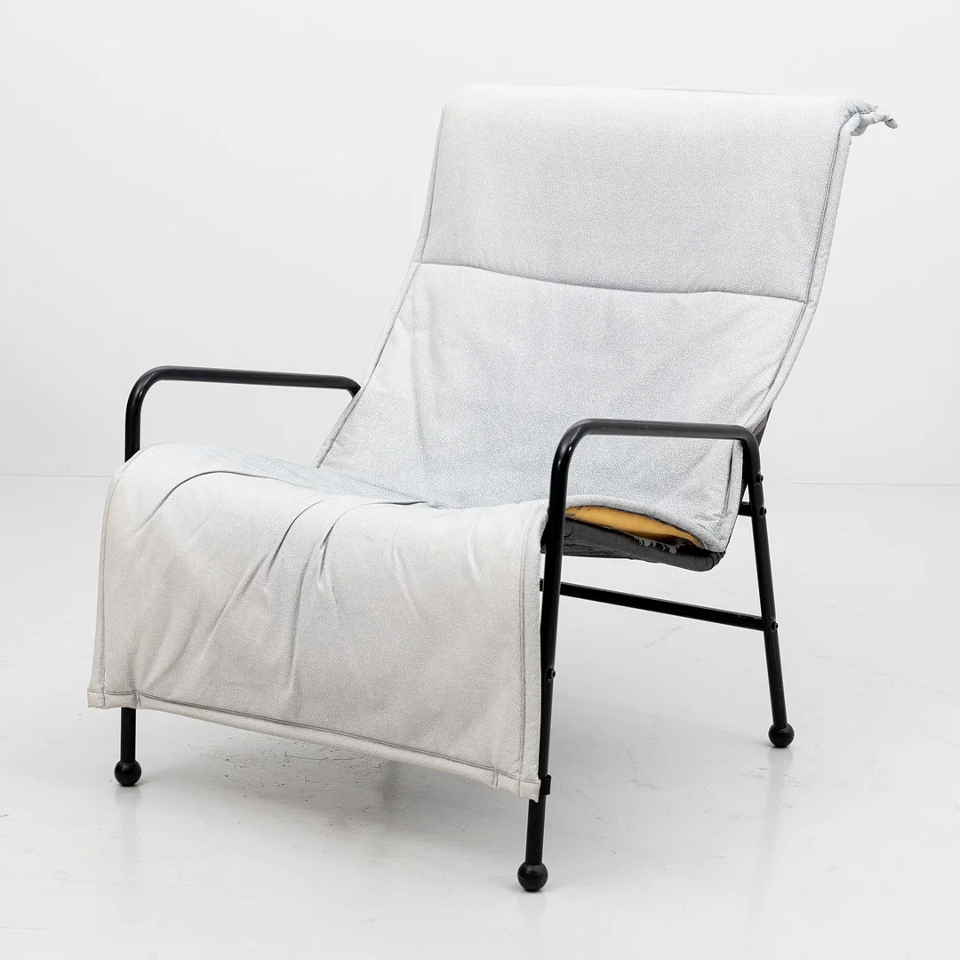 JAN DRANGER OCH JOHAN HULDT. Fåtölj, "Slim", stålrörsstomme, textilklädsel, för Innovator Design AB, 1900-talets andra hälft. — Armchairs & Chairs — Auktionshuset Kolonn