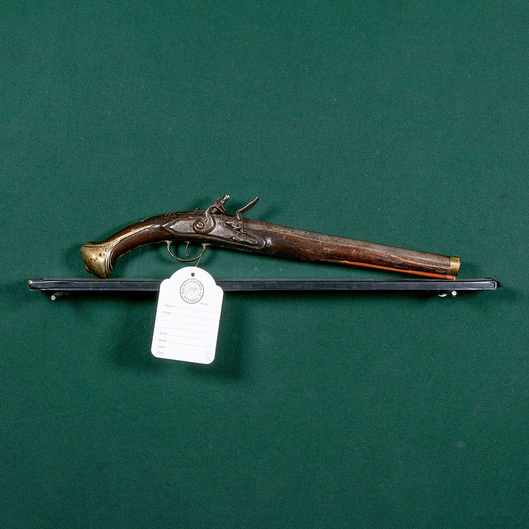 Flintlåspistol, sammansatt, sannolikt för den ottomanska marknaden, 1800-tal. — Guns & Rifles — Mauritz Widforss