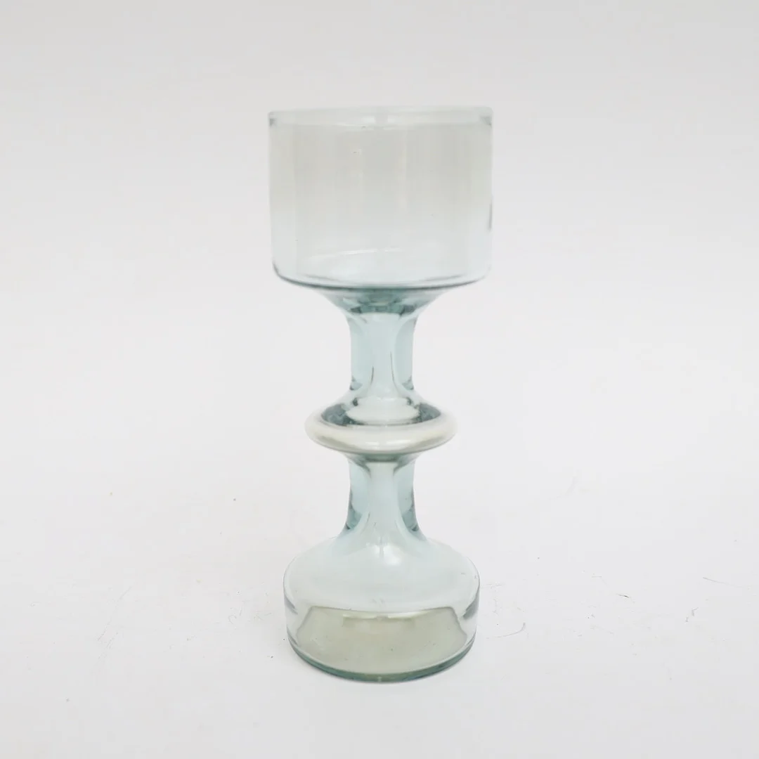 KAJ FRANCK. Vas, "Hyrrä", Nuutajärvi Notsjö, Finland 1960, blåtonad glasmassa. — Art glass — Falun Auktionsbyrå