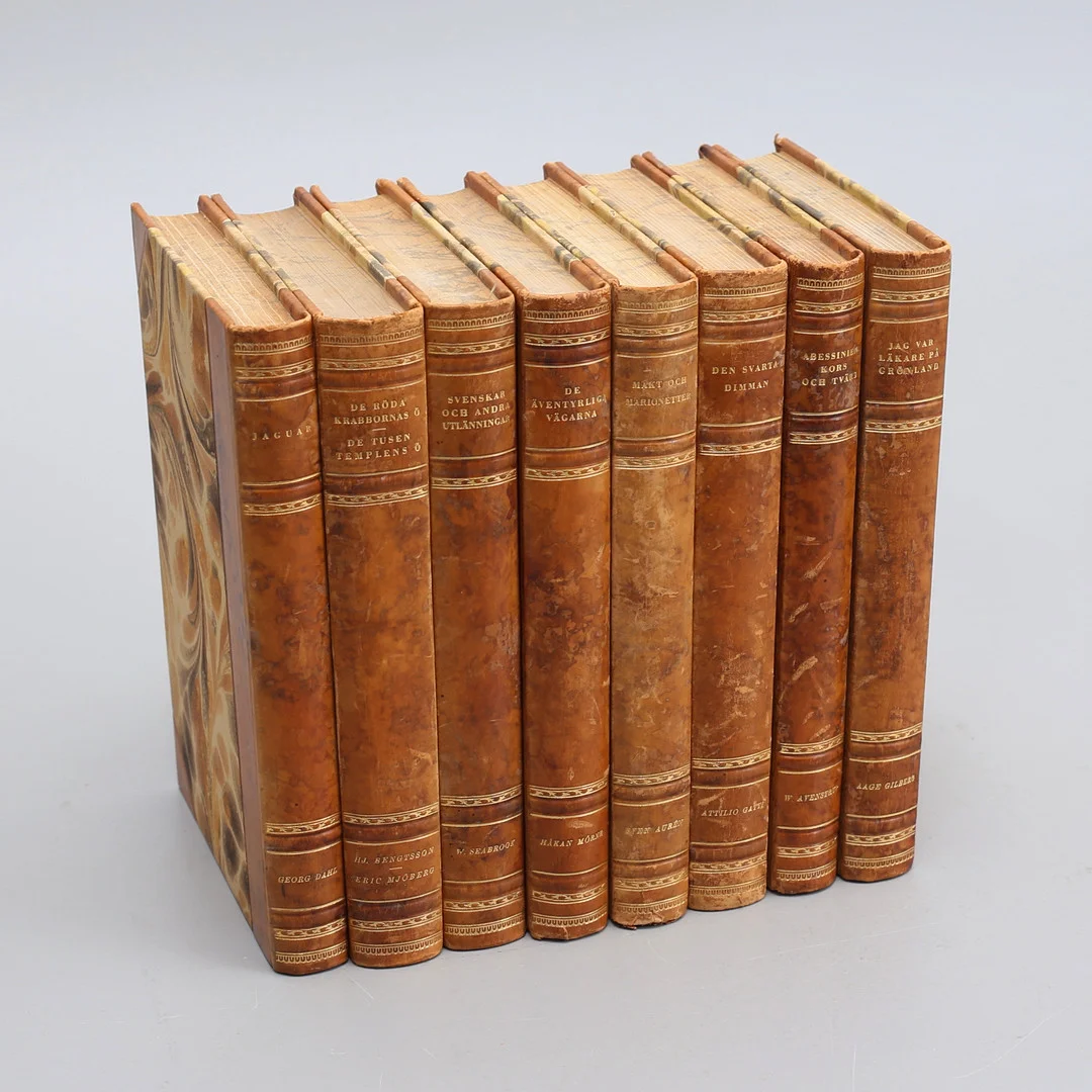 BÖCKER, 8 st, halvfranska band, 1930/40-tal. — Books — Auktionshuset Thelin & Johansson
