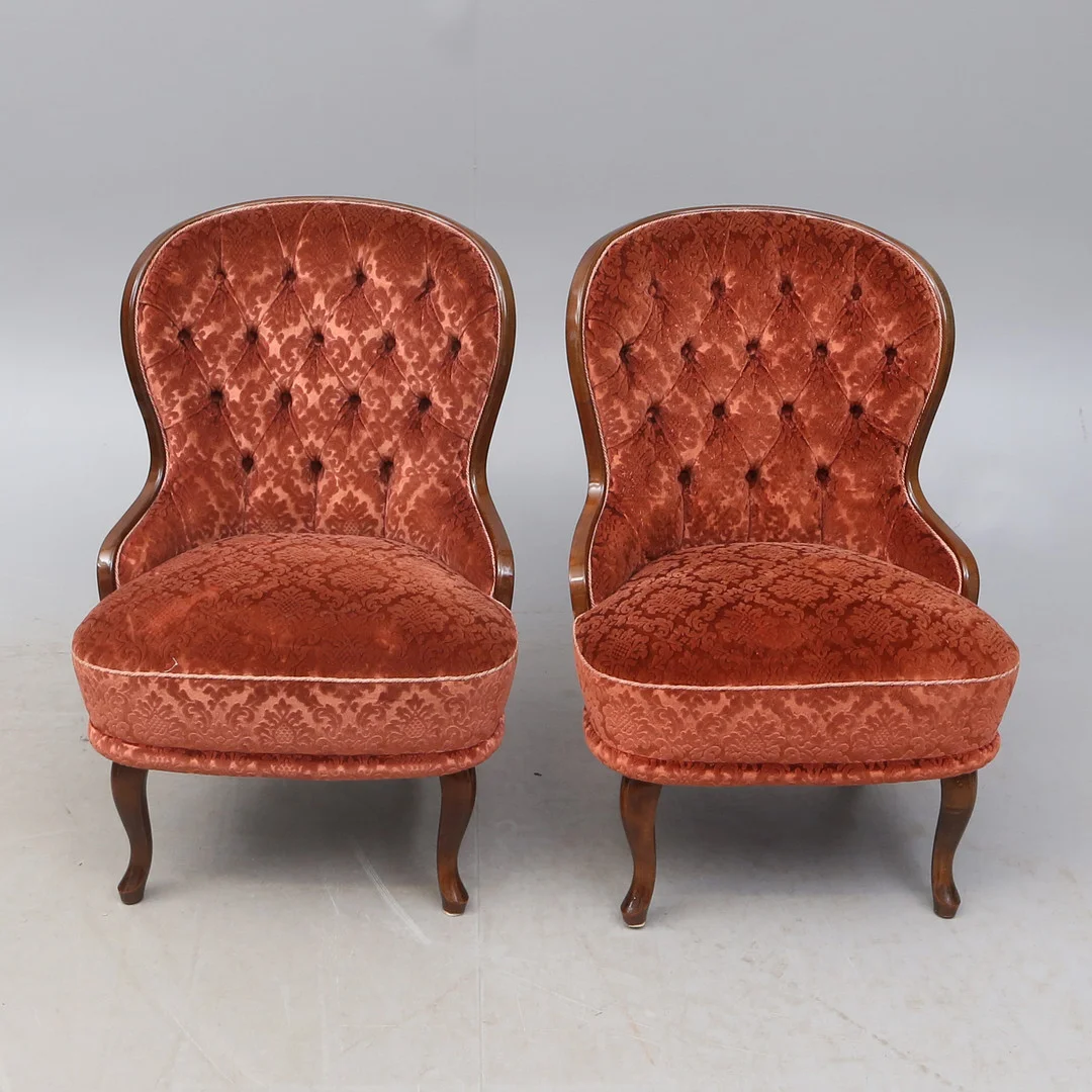 EMMAFÅTÖLJER 2 st. — Armchairs & Chairs — Kalmar Auktionsverk