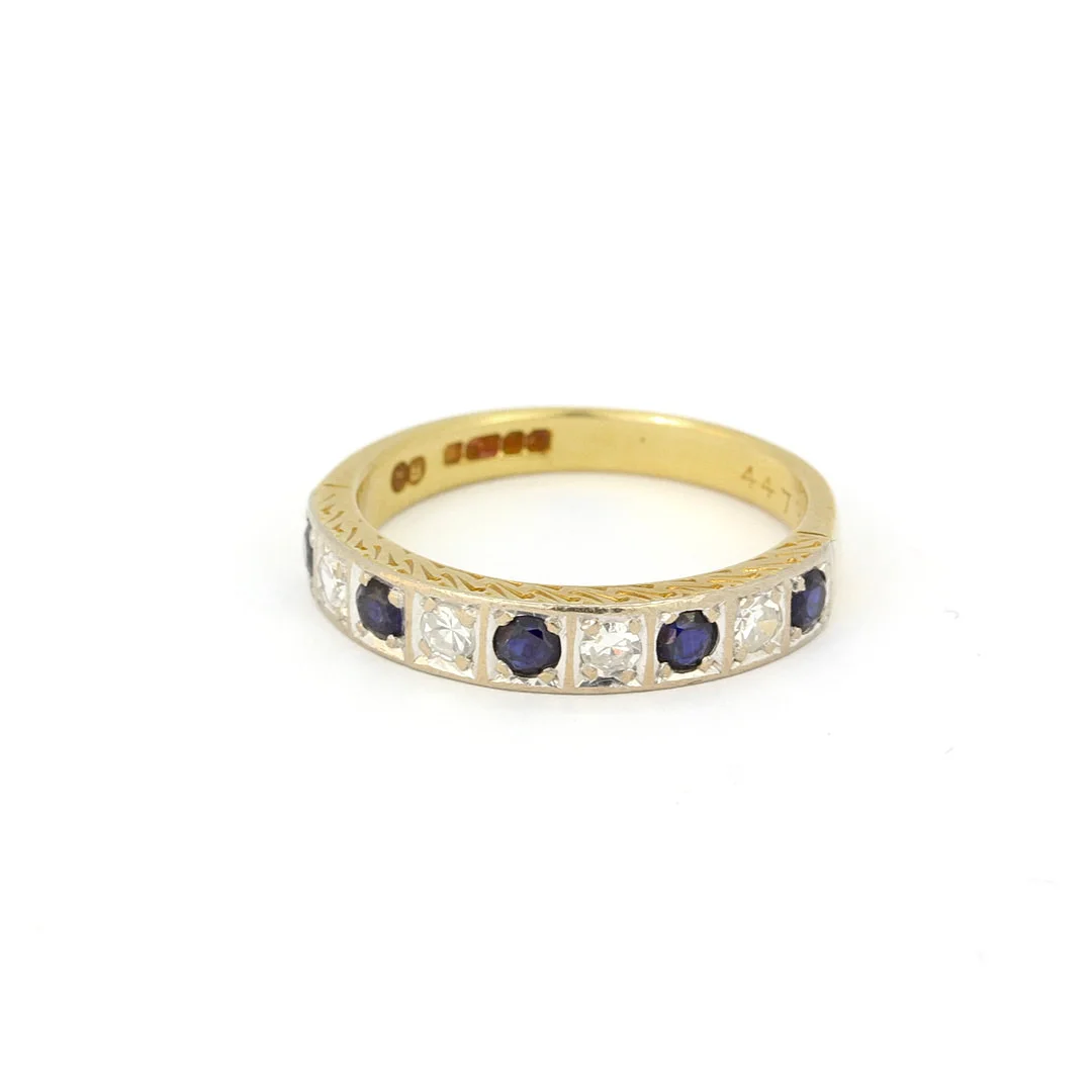 18CT & PLATINUM SAPPHIRE & DIAMOND RING. — Rings — Chalkwell Auctions