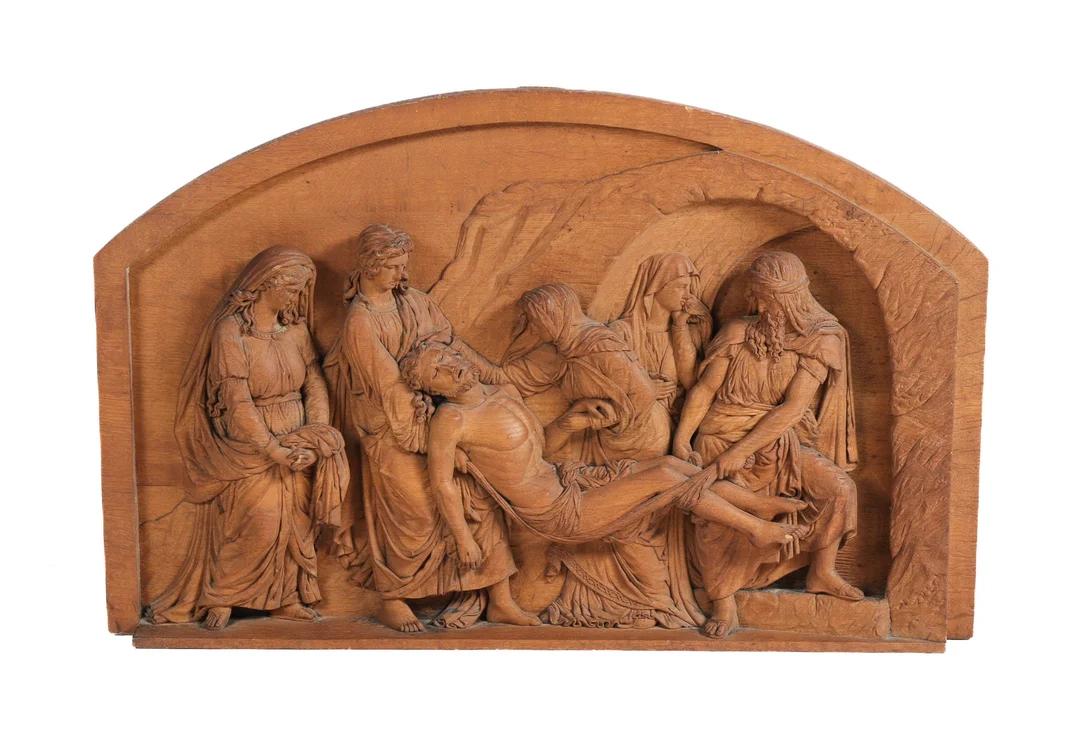 Portal-shaped relief with religious carvings. Circa 1900 — Hobby and collectibles/Collectibles — Lauritz