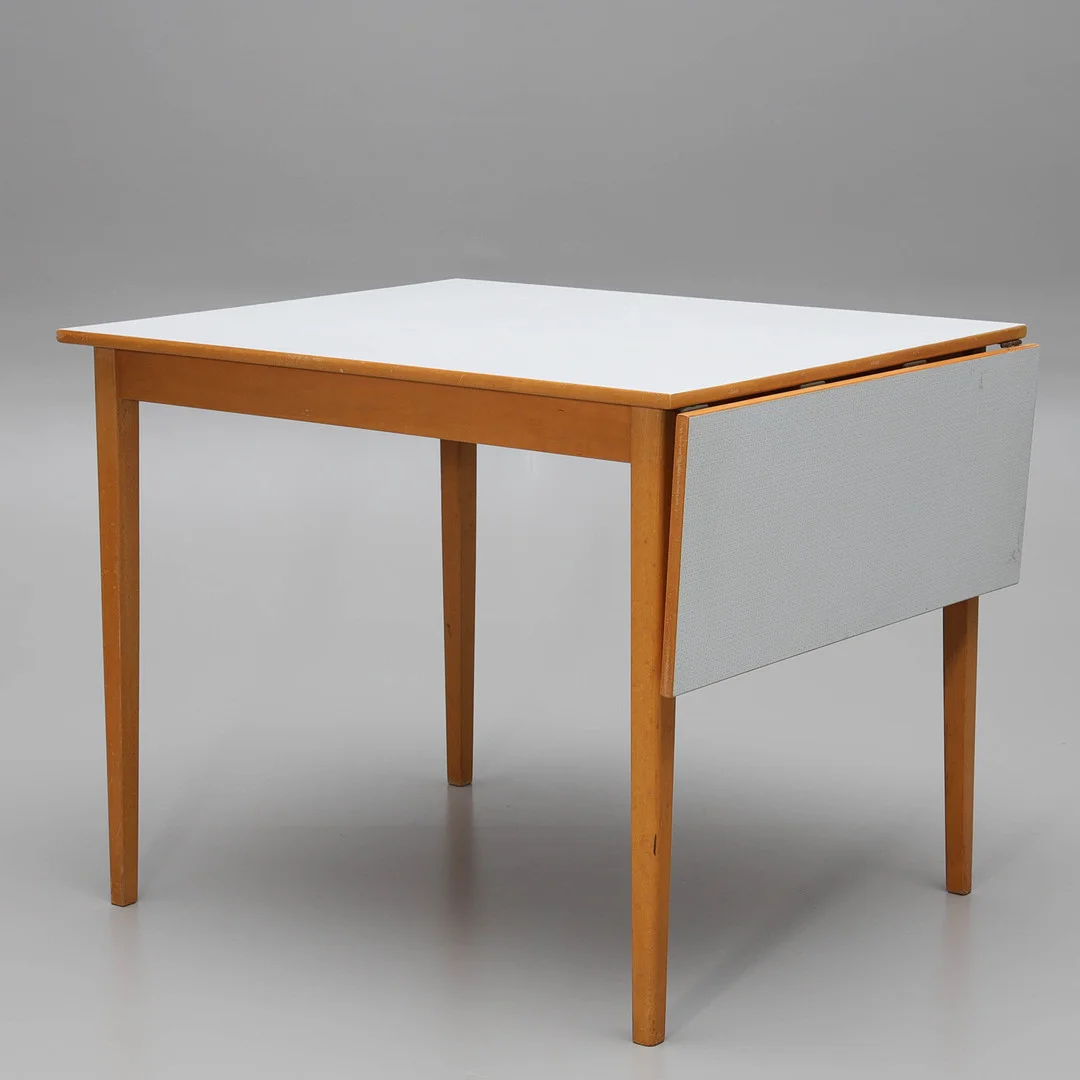 KLAFFBORD, Perstorp, Edbyverken. — Tables — Auktionsmagasinet Vänersborg