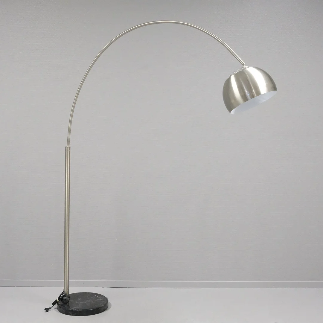GOLVLAMPA, MODERN DESIGN. — Floor lights — Björnssons Auktionskammare