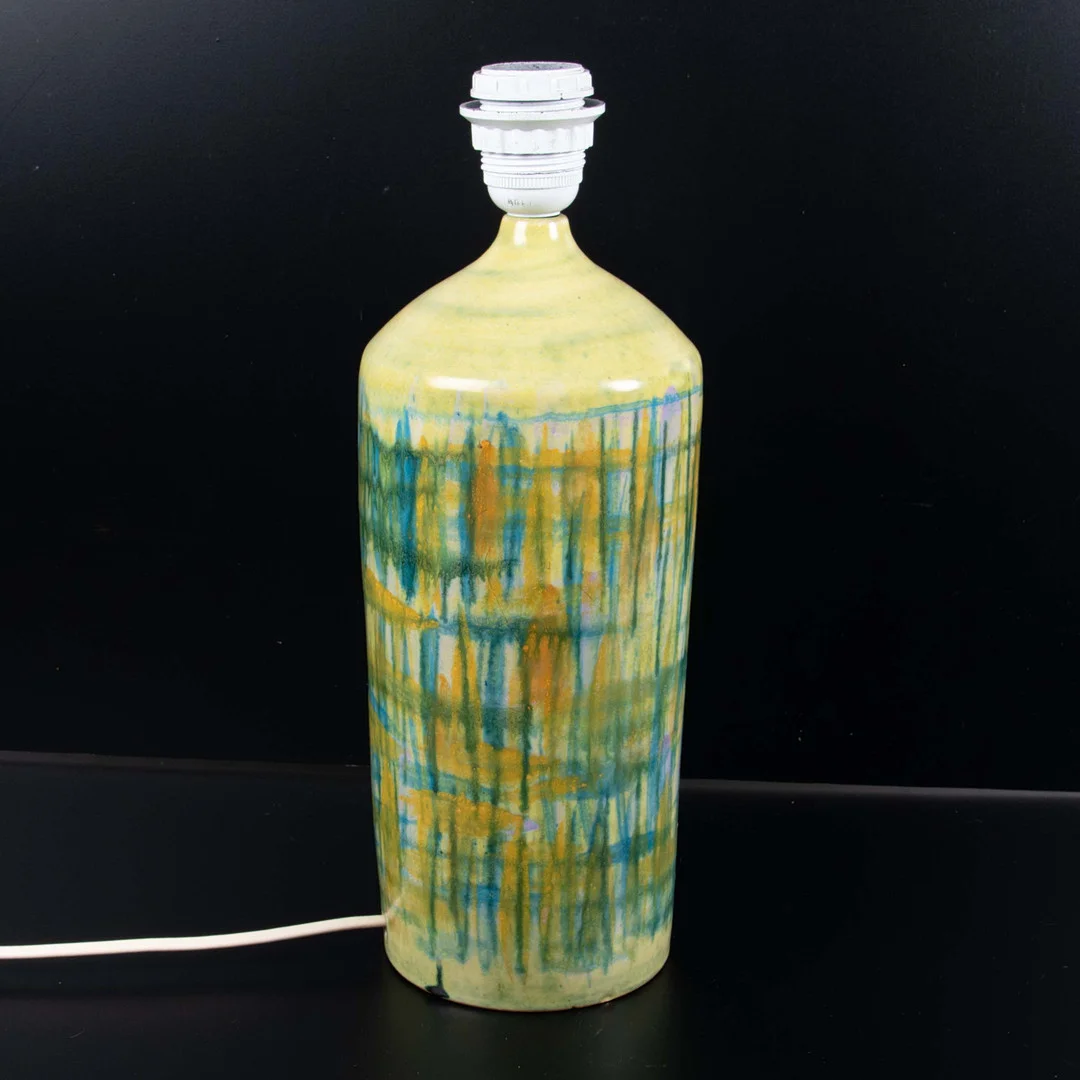 BORDSLAMPA, glaserat lergods Danmark. — Table Lamps — Laholms Auktionskammare