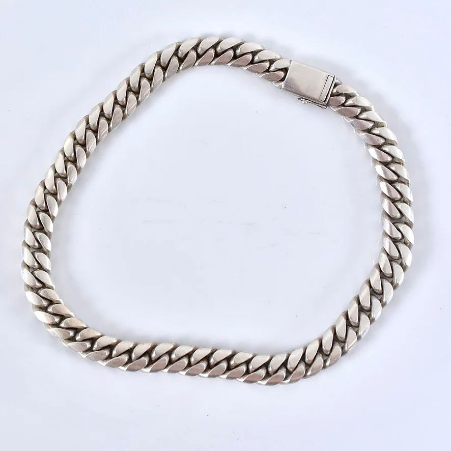 HALSKEDJA, manglad pansar, sterlingsilver. — Necklace — Halmstads Auktionskammare