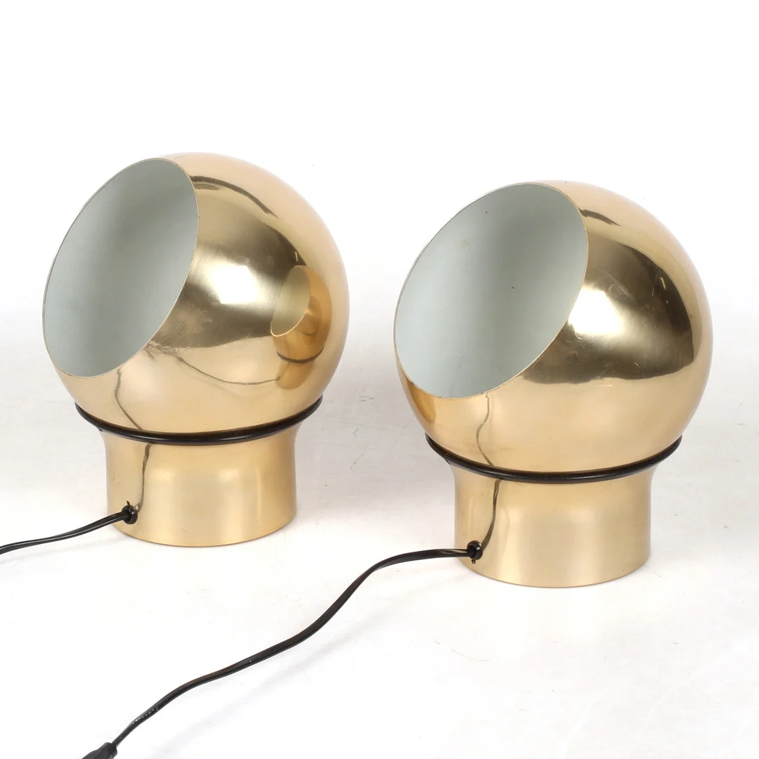 VÄGGLAMPOR, ett par, Hemi Klot 3, 1970-tal. — Table Lamps — Stadsauktion Sundsvall