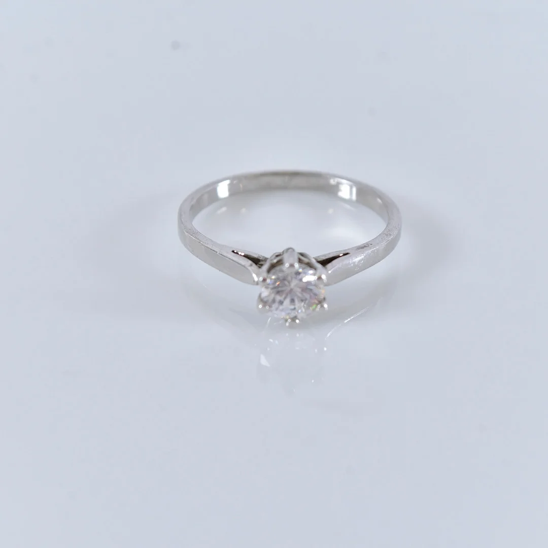 RING, solitaire, sterlingsilver, Victor Janson Lindesberg. — Rings — Halmstads Auktionskammare