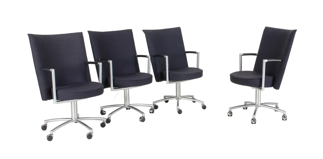 Johannes Foersom & Peter Hjort-Lorentzen. Four 'Partner' lounge office chairs, model EJ-70 (4) — Furniture/Lounge chairs — Lauritz