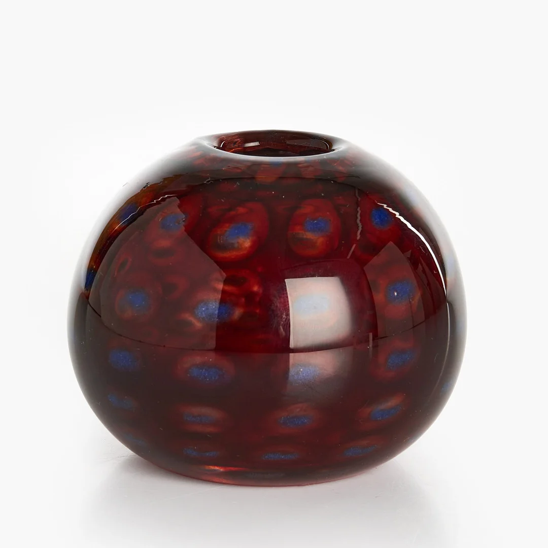 VICKE LINDSTRAND (SVERIGE, 1904–1983). vas, Colora, märkt Kosta LD12. — Art glass — Crafoord Auktioner Stockholm