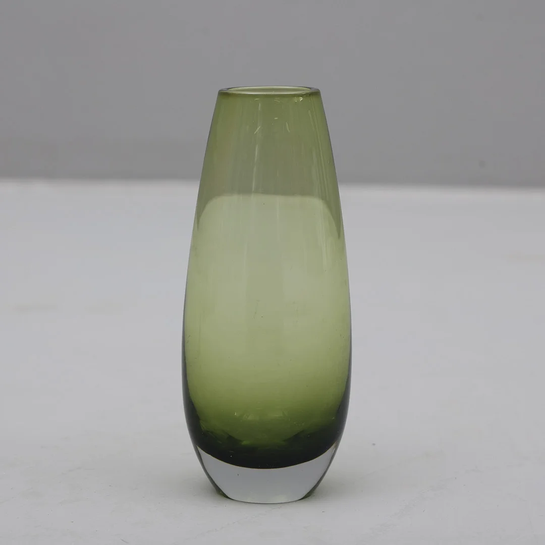 VAS, glas. — Art glass — Södermanlands Auktionsverk