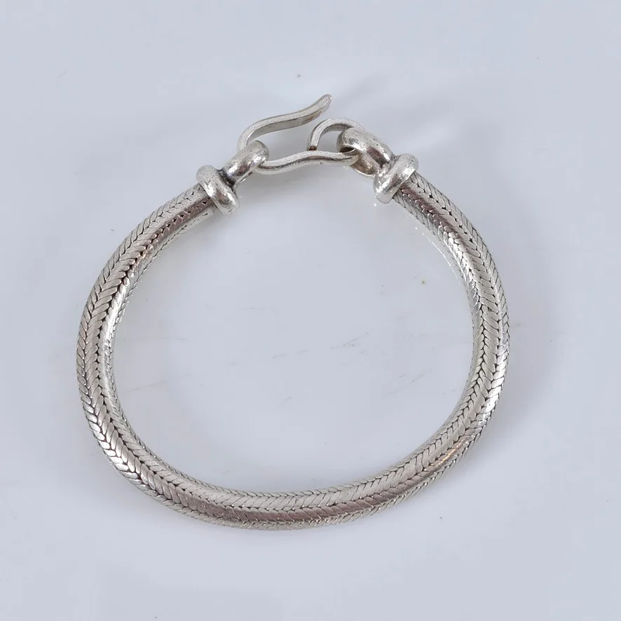 ARMBAND, sterlingsilver. — Bracelets — Halmstads Auktionskammare
