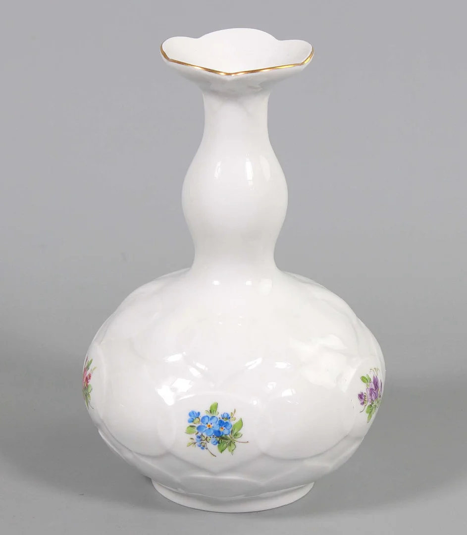 MEISSEN VASE, ENTWURF ZEPNER. — European — Auktionshaus Bossard