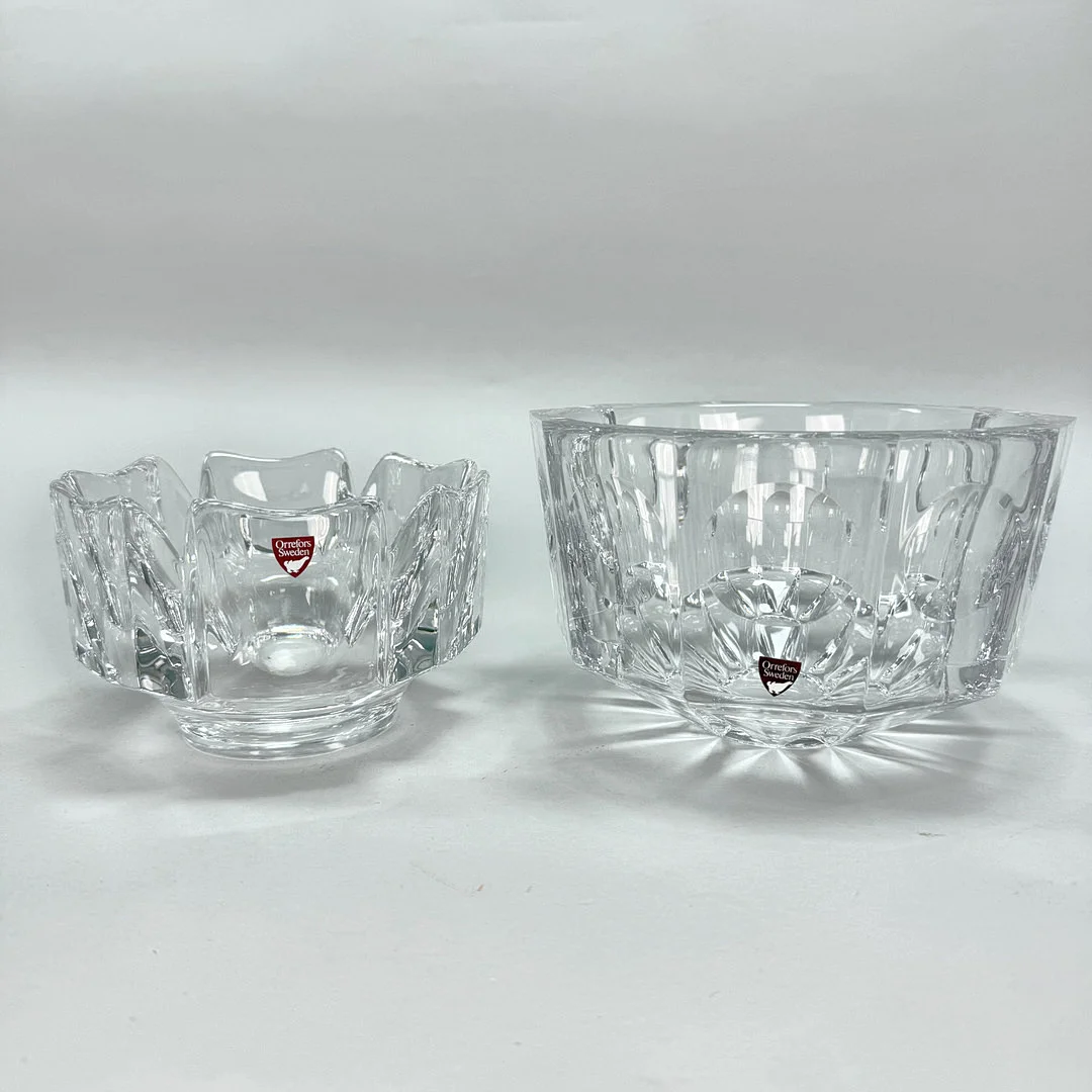 LARS HELLSTEN / OLLE ARBERIUS. SKÅLAR ORREFORS "Corona" kristall, signerad, 1900 tal. — Art glass — TOKA Auktionshus