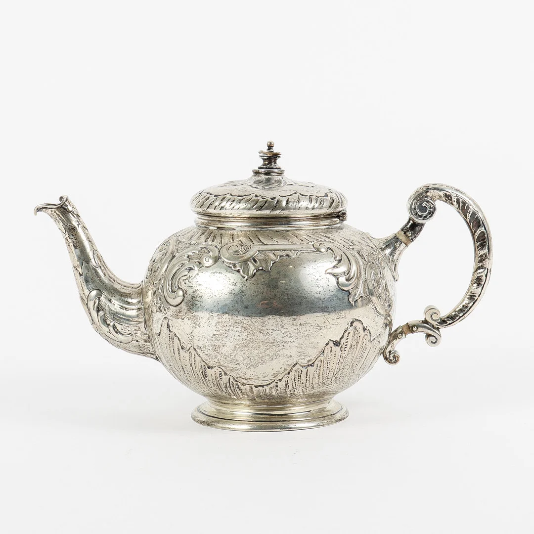 TEKANNA, silver, Danmark, 1800-tal. — Silver — Karlstad Hammarö Auktionsverk