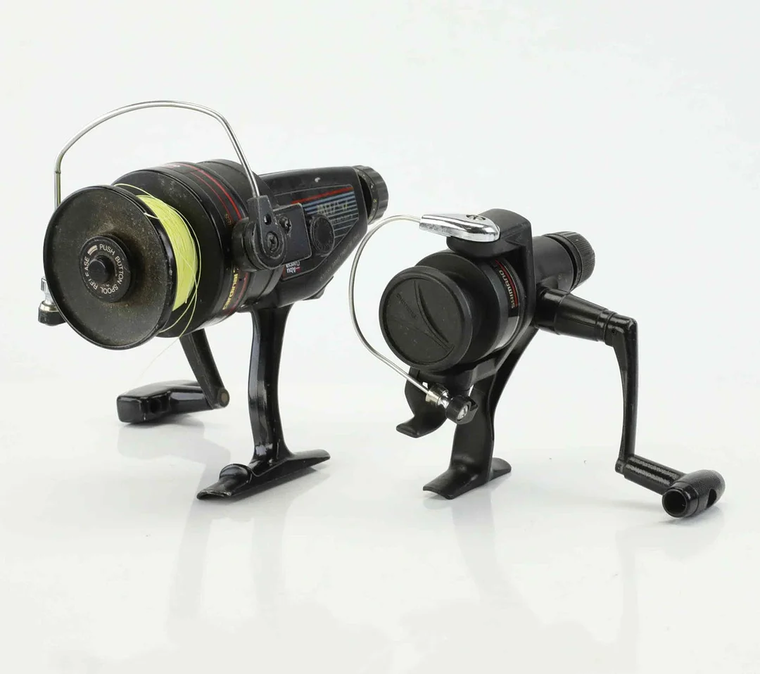 FISKERULLAR, 2 st, Abu Garcia, Shimano. — Fishing equipment — Hälsinglands Auktionsverk
