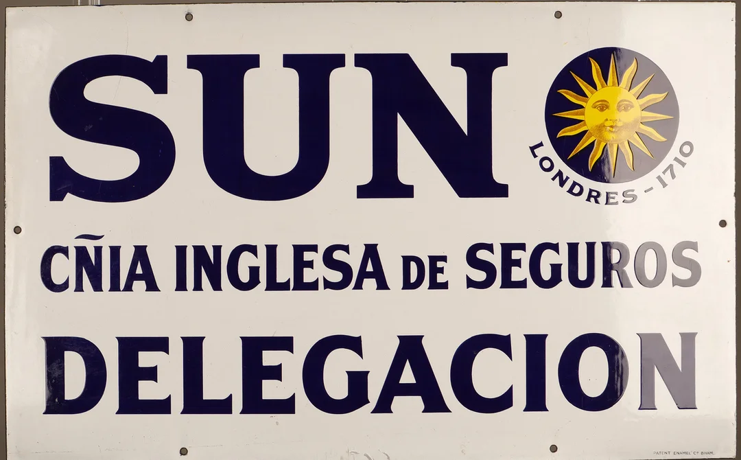 SUN, placa publicitaria en metal esmaltado. — Other collectables — Barcelona Auctions