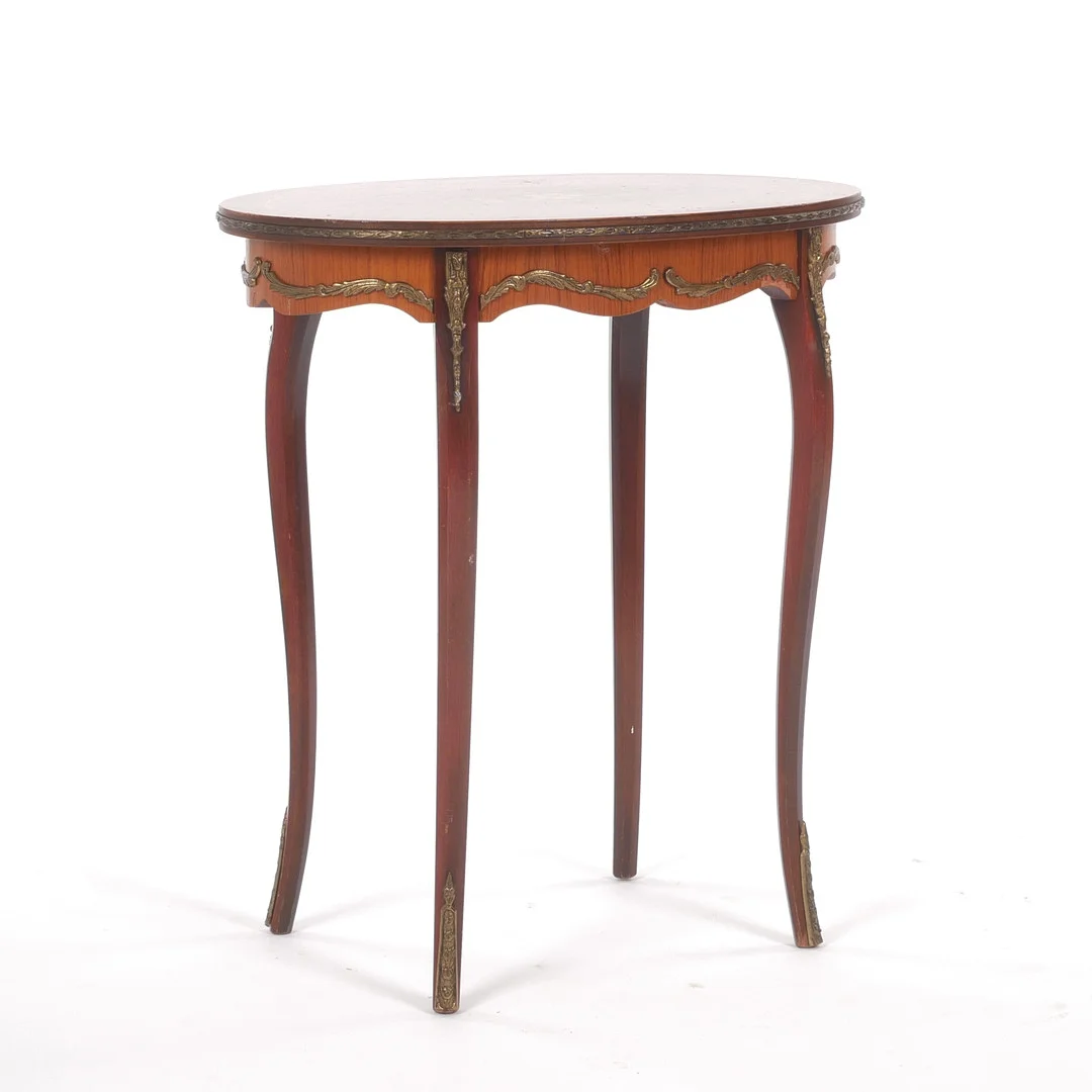SIDOBORD, intarsia, rokokostil, 1900-talets sista del. — Tables — Auktionsfirma Kenneth Svensson i Kalmar