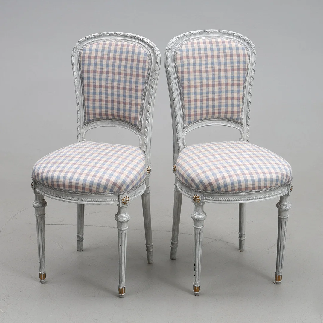 STOLAR. Ett par, gustaviansk stil, 1800-tal. — Armchairs & Chairs — Gomér & Andersson Jönköping