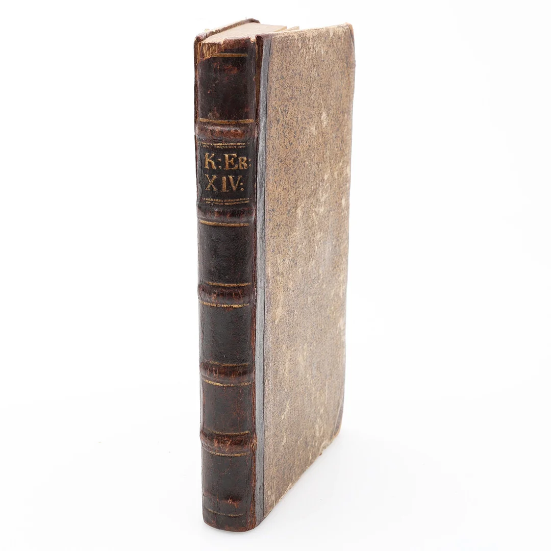 KUNGAHISTORIA. OLOF CELSIUS D. Y:S KONUNG ERIK DEN FJORTONDES HISTORIA SAMMANSKREFWEN EFTER GAMLA HANDLINGAR I FÖRSTA UPPLAGAN 1774. — Books — Crafoord Auktioner Lund