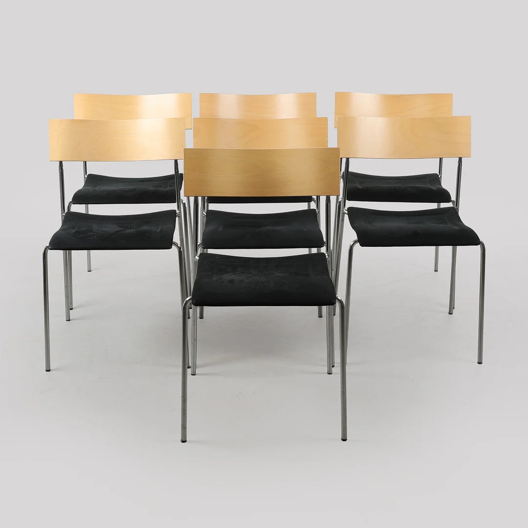JOHANNES FOERSOM & PETER HIORT-LORENZEN. Lammhults. Et sæt på syv stabelstole, model 'Campus' (7). — Armchairs & Chairs — Bidstrup Auktioner