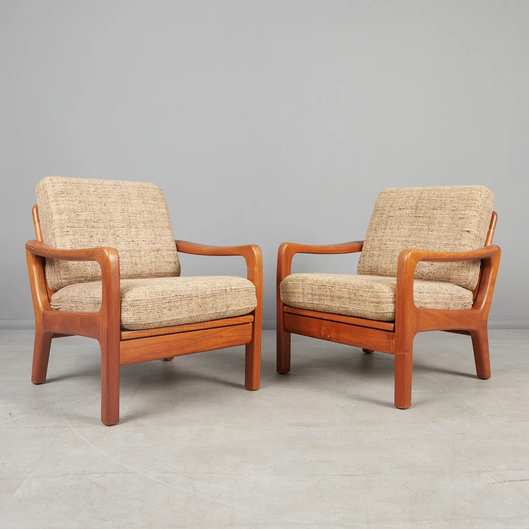 JUUL KRISTENSEN. Glostrup, Paar Sessel / Lounge Chairs, Teak, Wolle, Dänemark, 1960er Jahre. (2). — Armchairs & Chairs — Stockholms Auktionsverk Köln